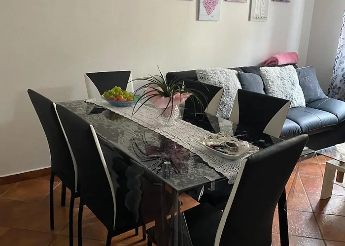 Nest Of The Lakes - Between Maggiore, Monate And Comabbio *